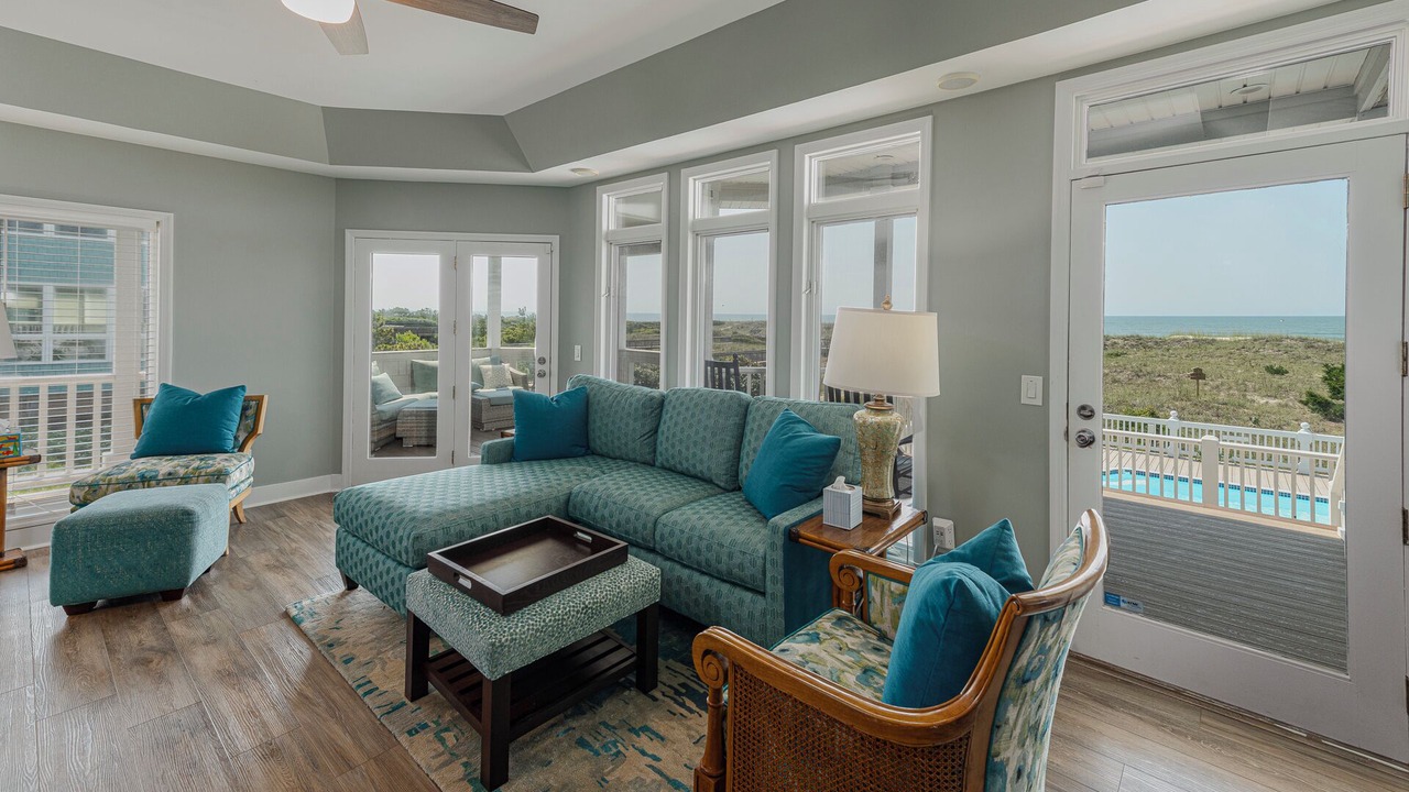 Photo of Livingroom in Holden Beach