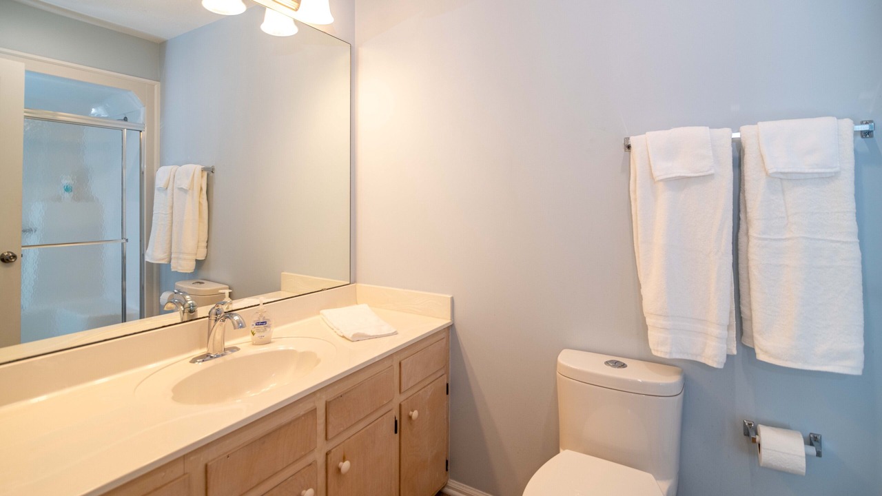 Photo of Bathroom in Holden Beach