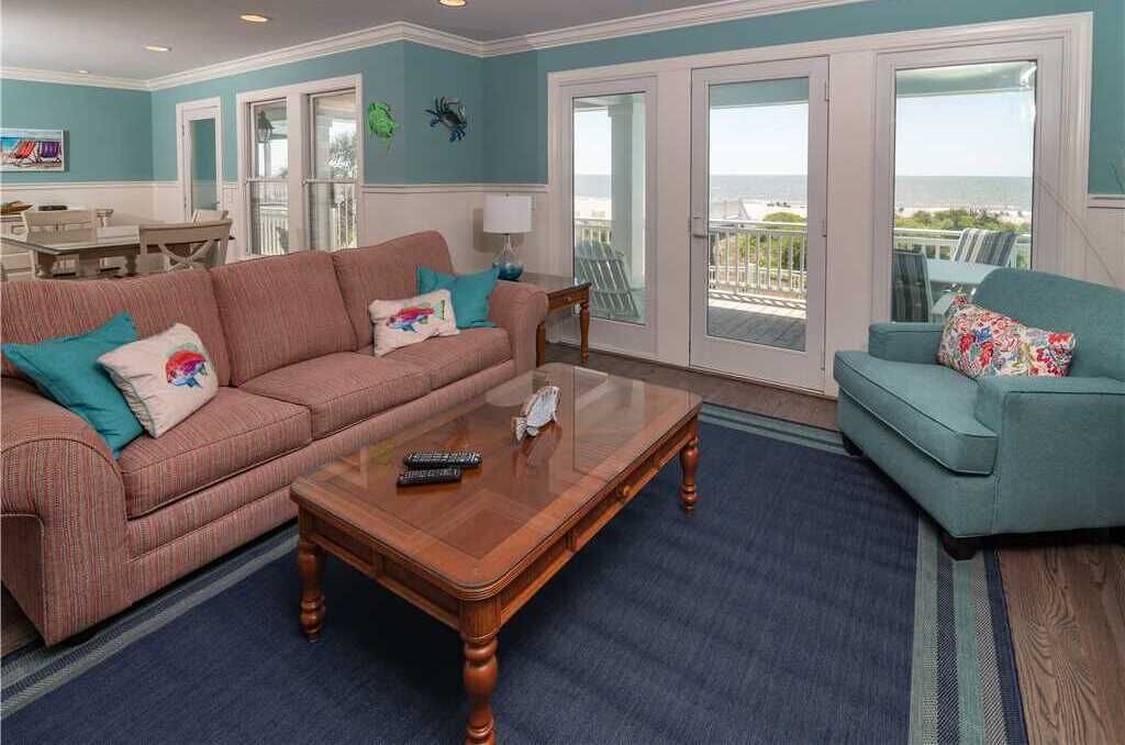 Photo of Livingroom in Holden Beach