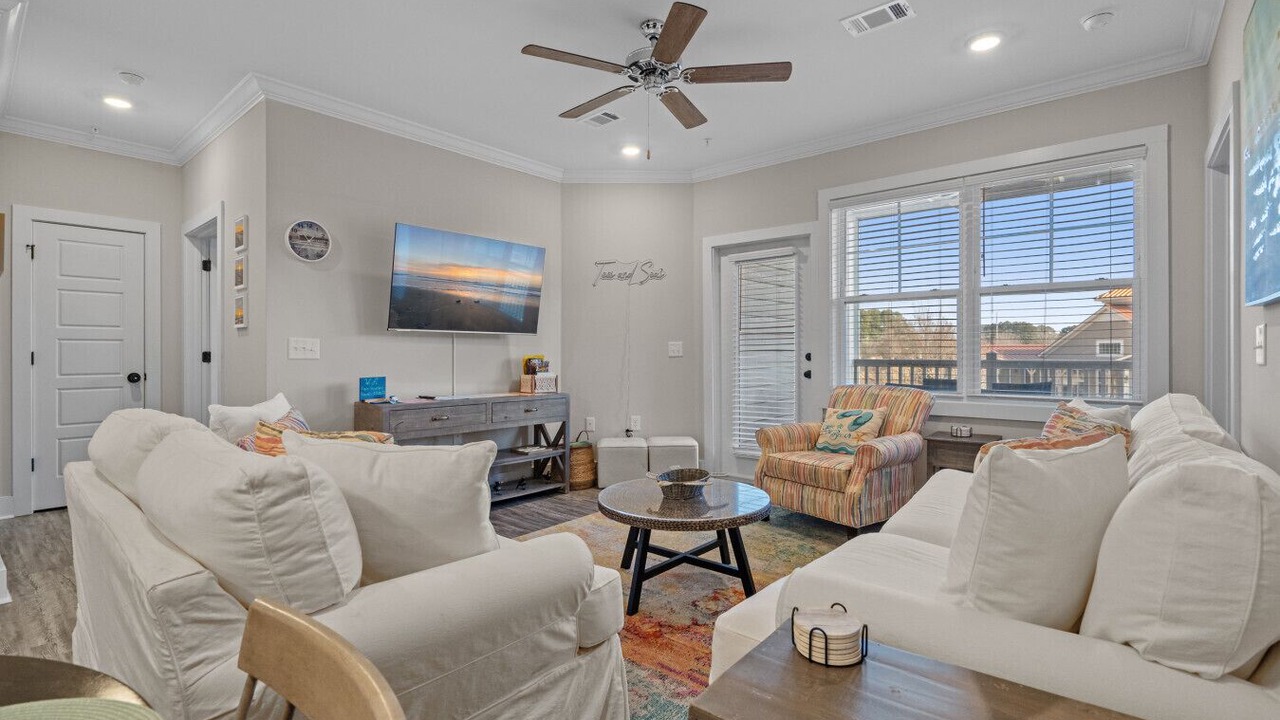 Photo of Livingroom in Calabash