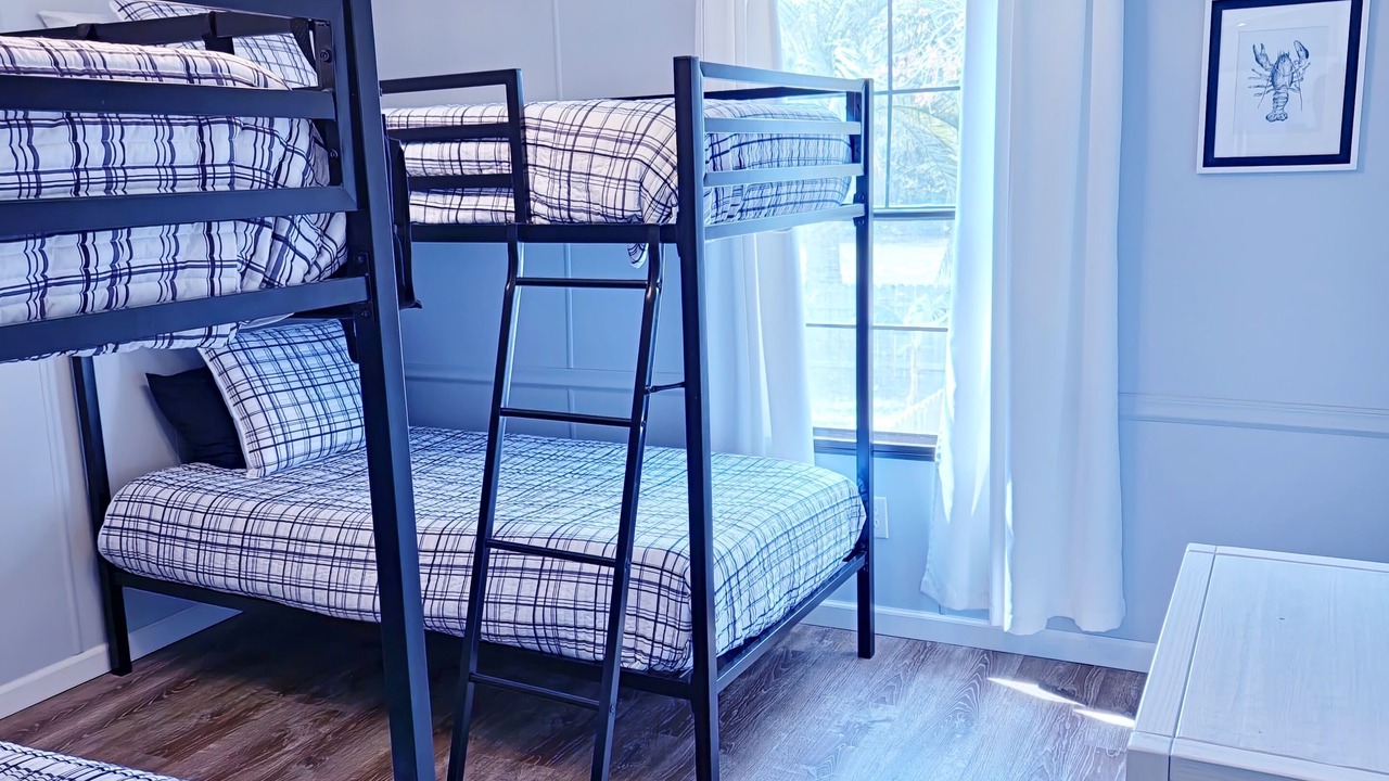 Photo of Bedroom in Sunset Beach