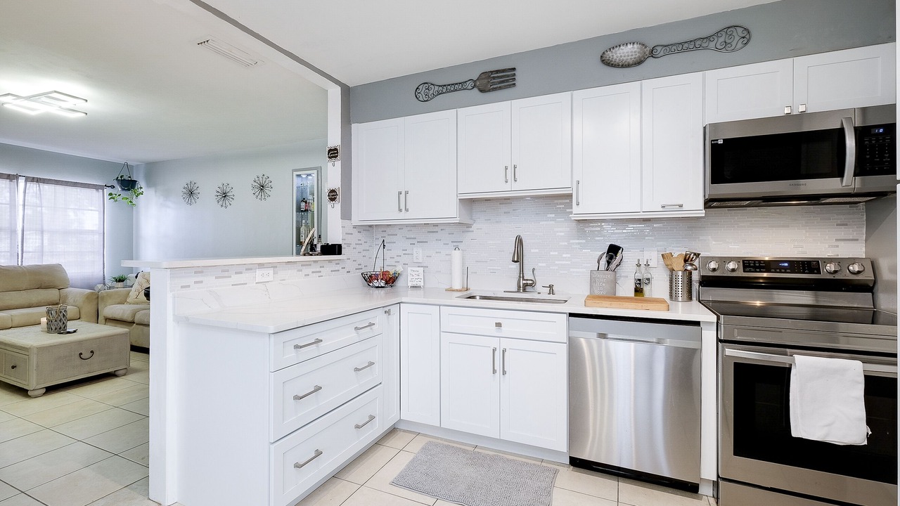 Photo of Kitchen in Venice Gardens