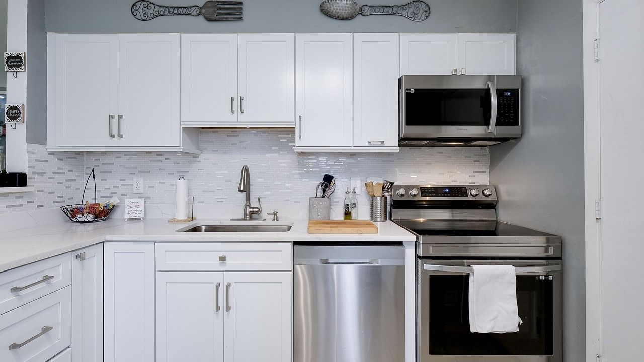 Photo of Kitchen in Venice Gardens