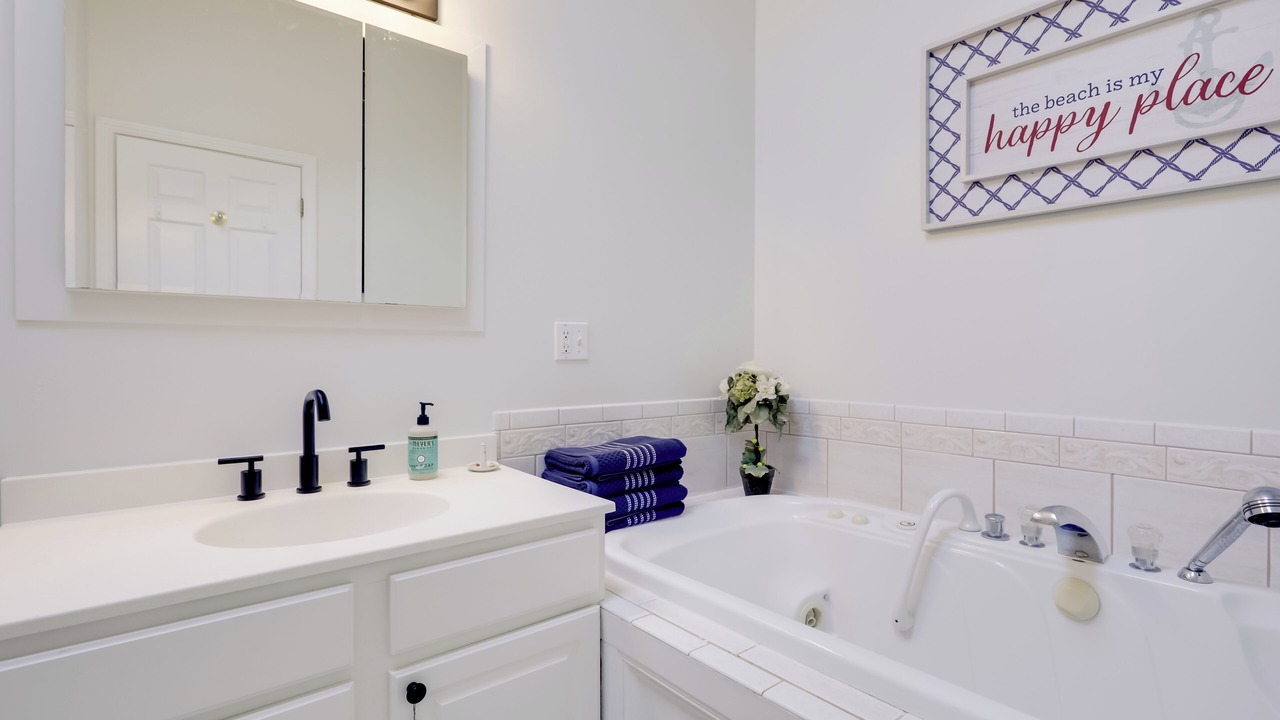 Photo of Bathroom in Misquamicut