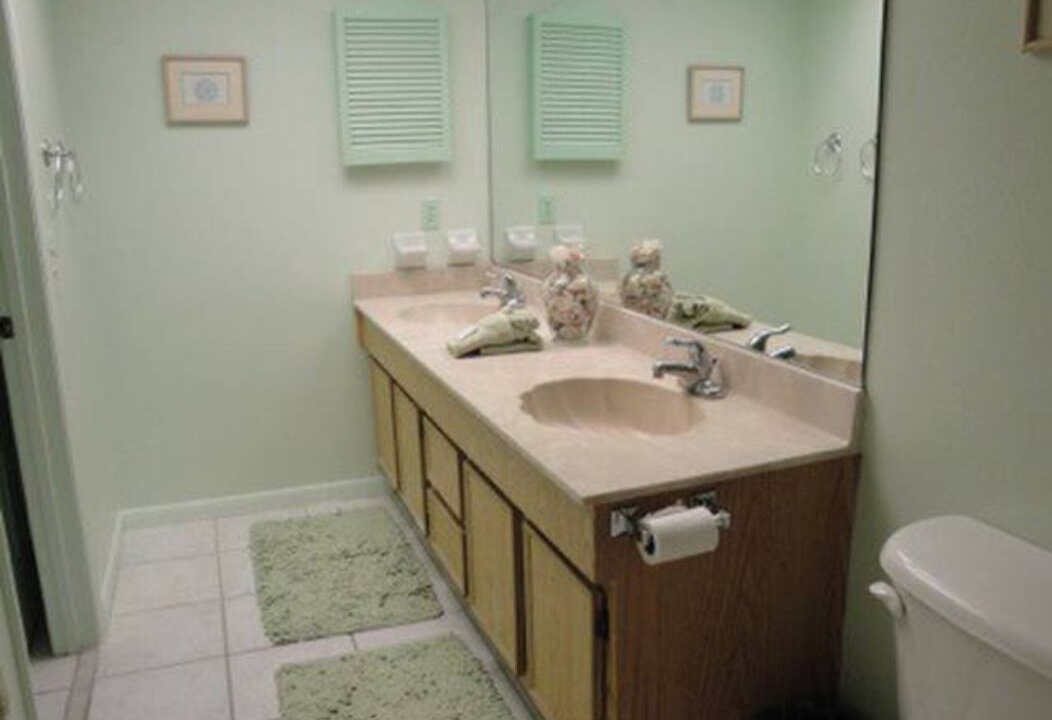 Photo of Bathroom in Redington Shores