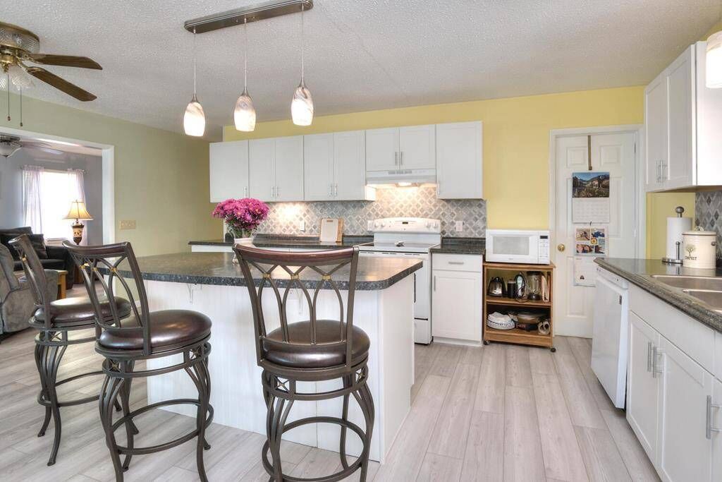 Photo of Kitchen in Tranquil Harbour