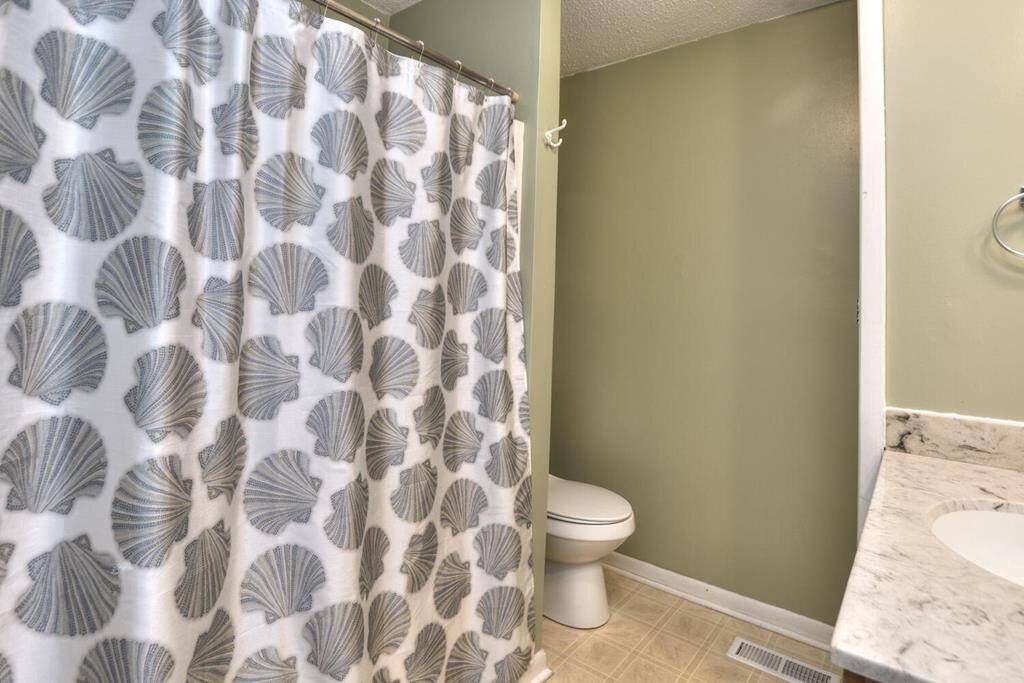 Photo of Bathroom in Tranquil Harbour
