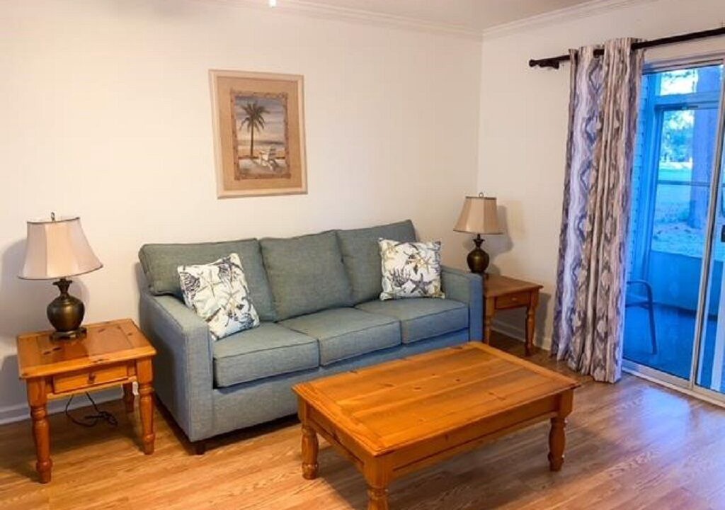 Photo of Livingroom in Colonial Charters