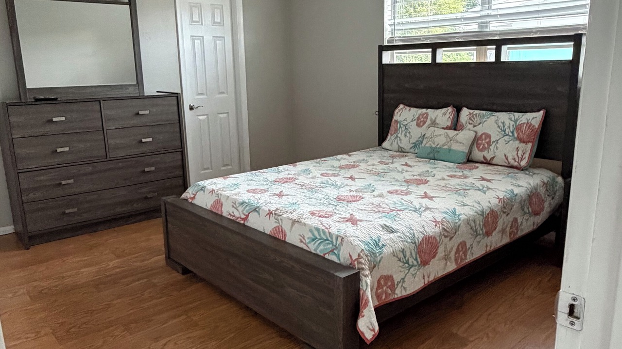 Photo of Bedroom in South Gate Ridge