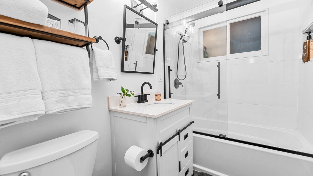 Photo of Bathroom in Big Bear Lake