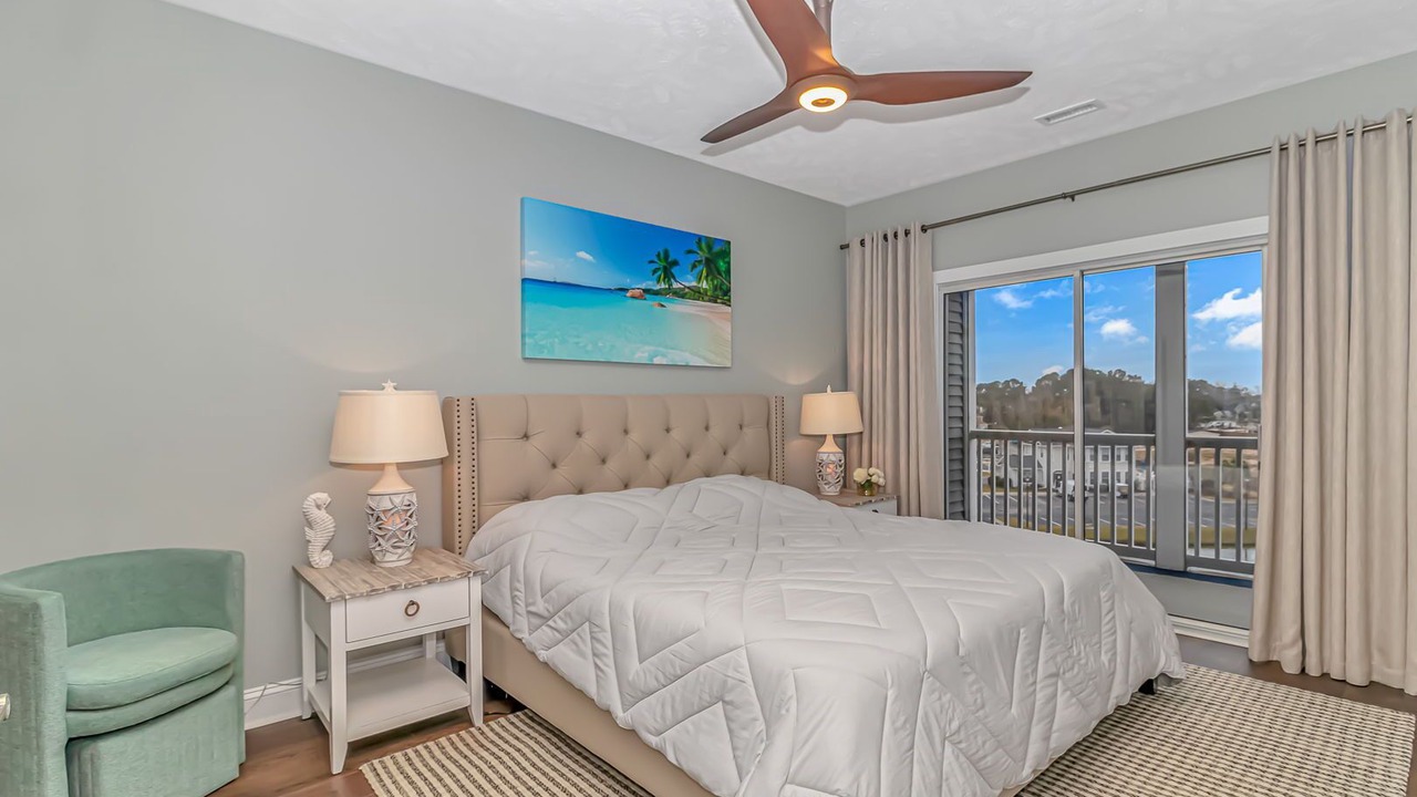 Photo of Bedroom in Carolina Yacht Landing