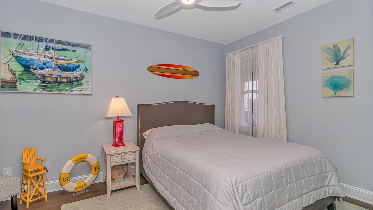 Photo of Bedroom in Carolina Yacht Landing
