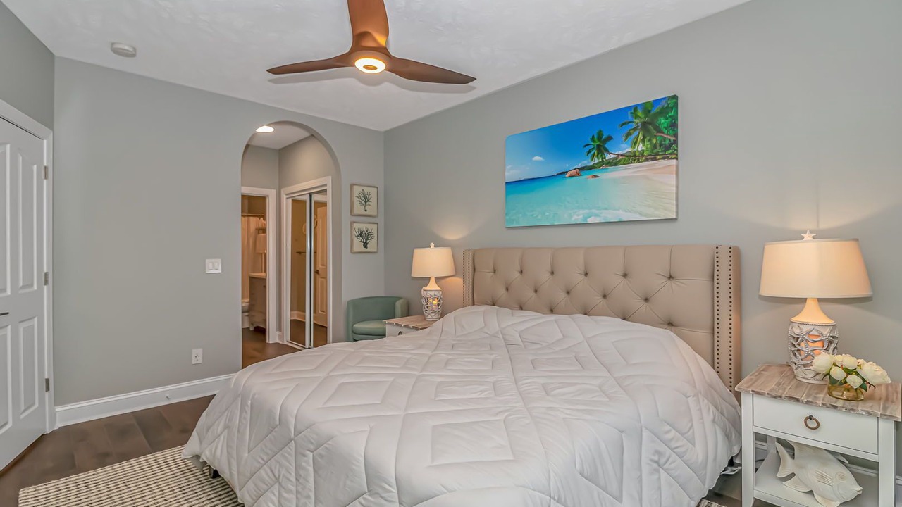 Photo of Bedroom in Carolina Yacht Landing