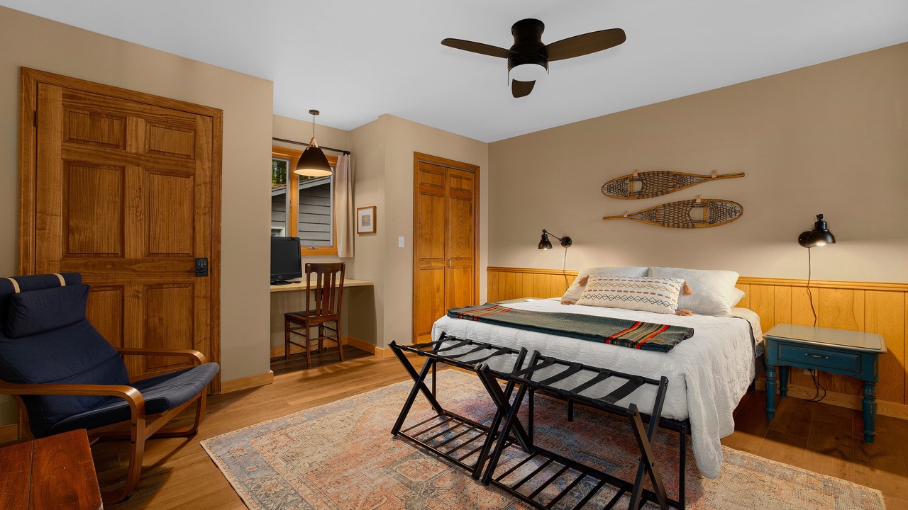 Photo of Bedroom in Stone Lake