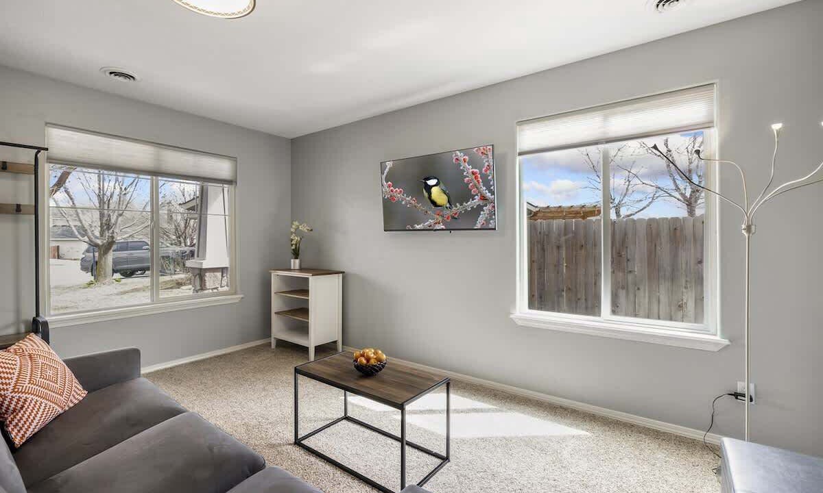 Photo of Livingroom in Southwest Ada County Alliance