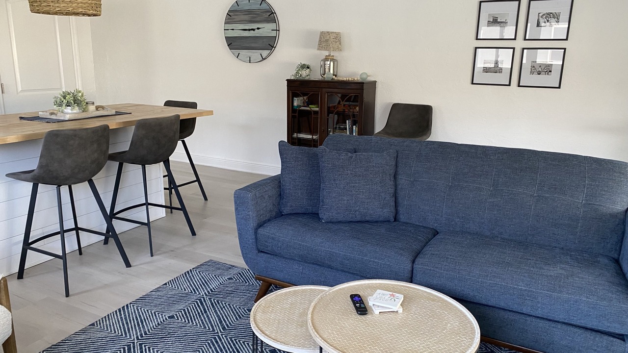 Photo of Livingroom in Capri Isle