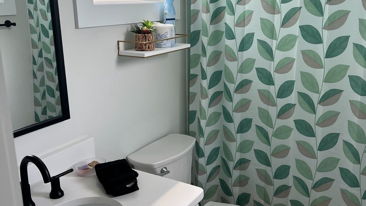 Photo of Bathroom in Tranquil Harbour