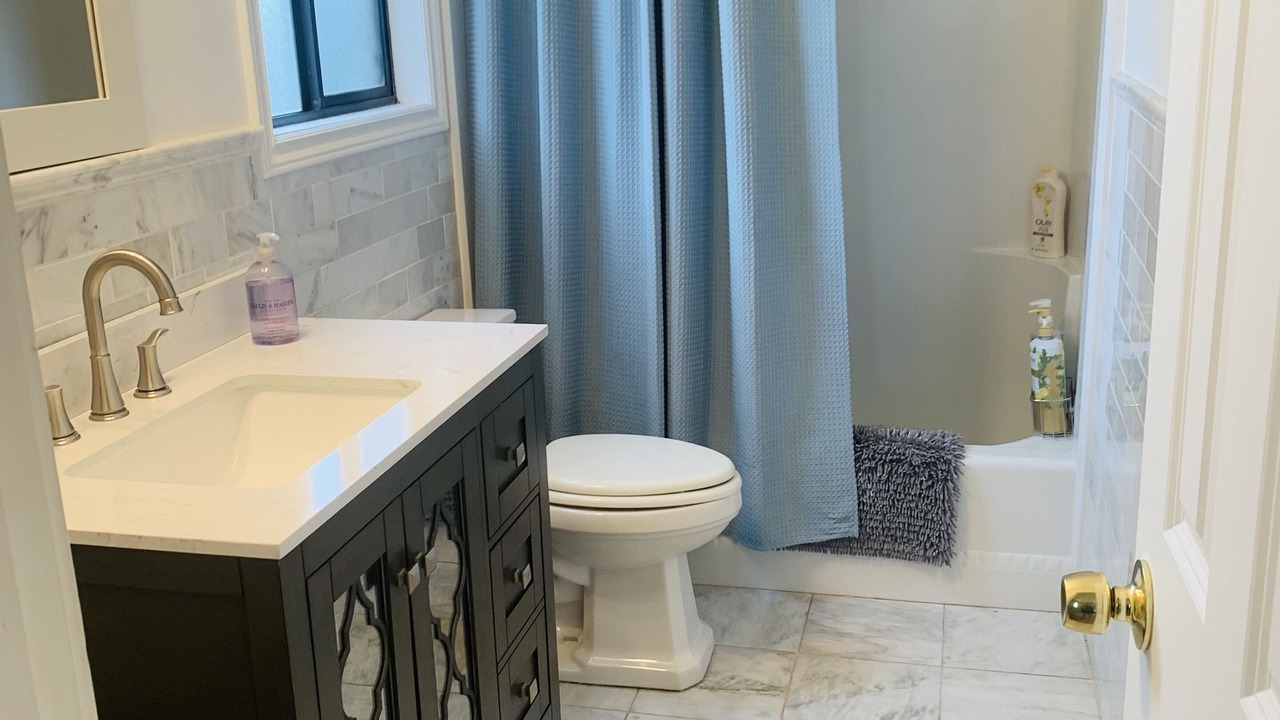 Photo of Bathroom in Waikoloa Village