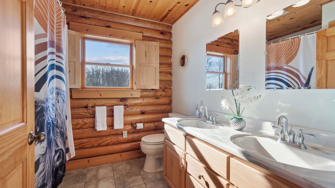 Photo of Bathroom in Markleton