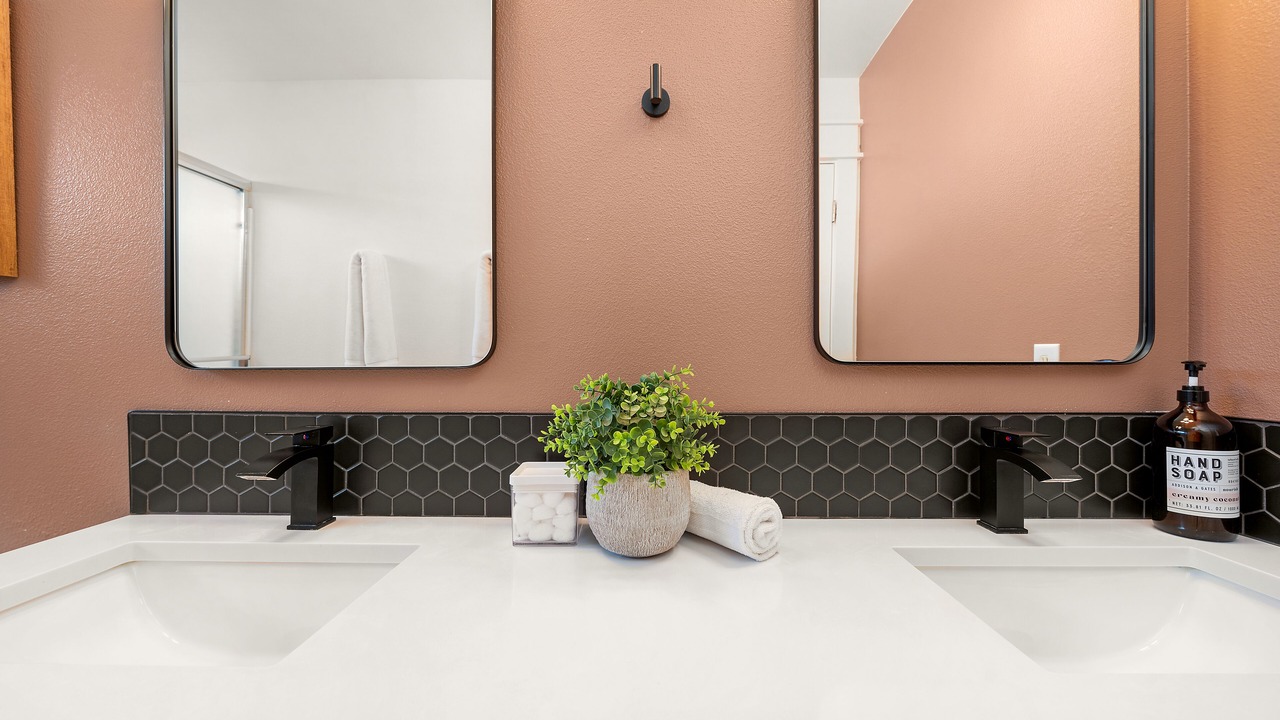 Photo of Bathroom in Southwest Ada County Alliance