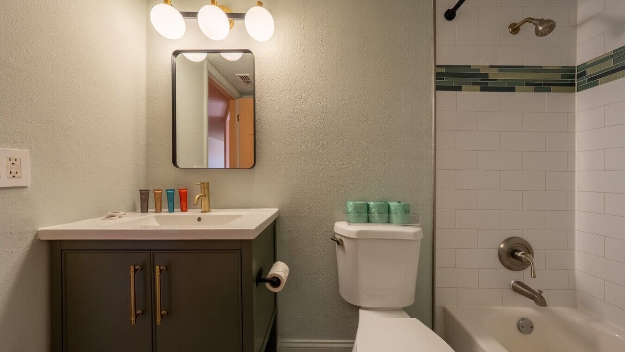 Photo of Bathroom in Belleair Beach
