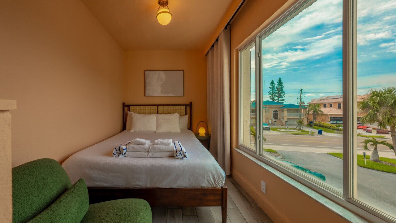 Photo of Bedroom in Belleair Beach