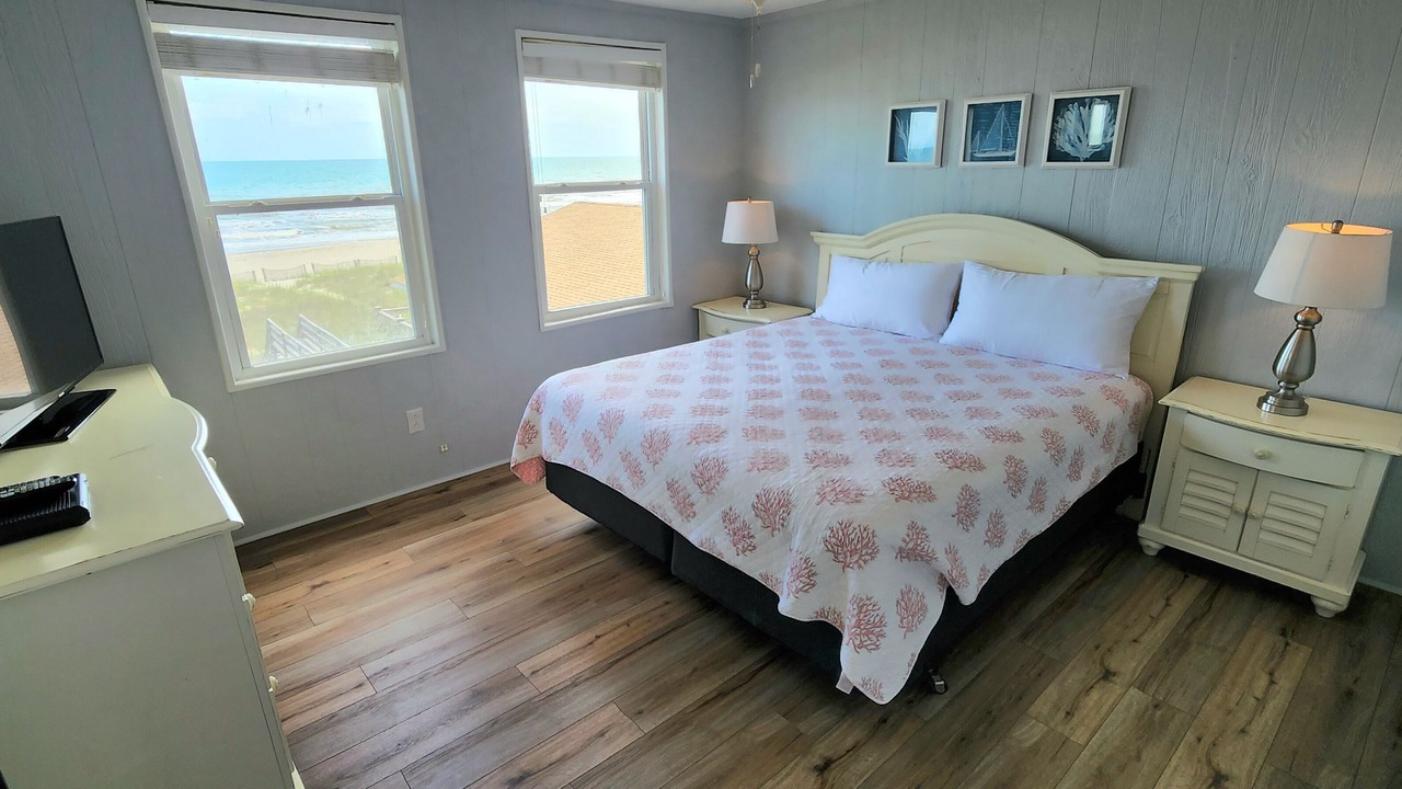 Photo of Bedroom in Holden Beach