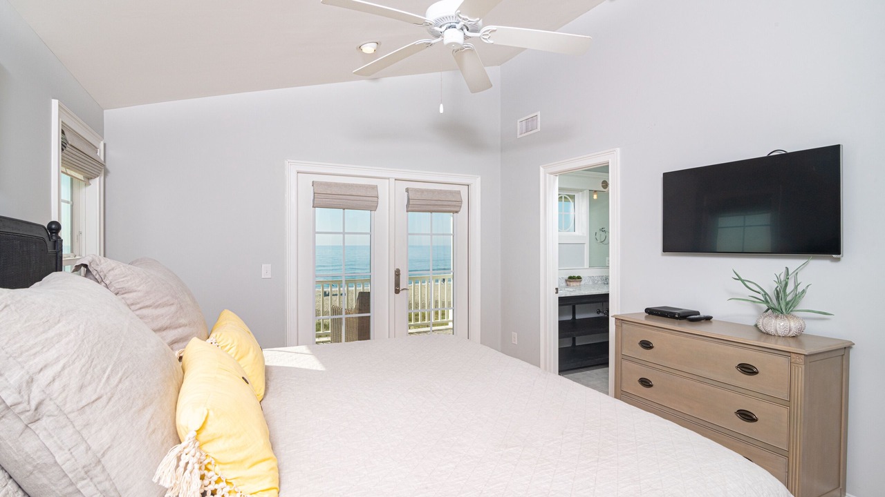 Photo of Bedroom in Holden Beach