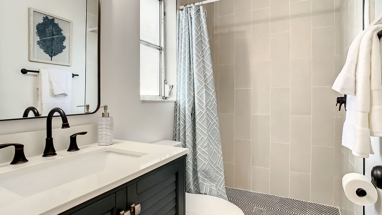 Photo of Bathroom in Walsingham