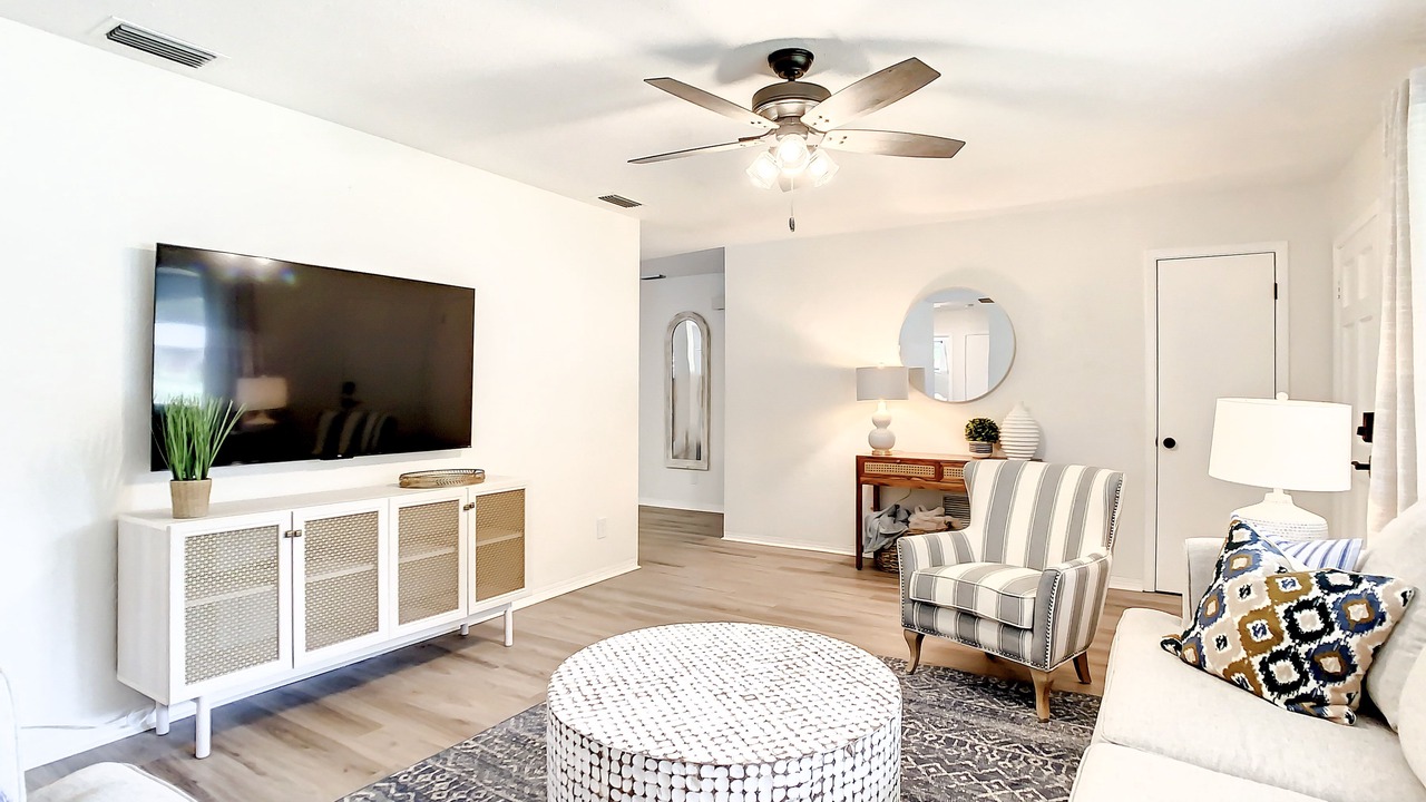 Photo of Livingroom in Walsingham