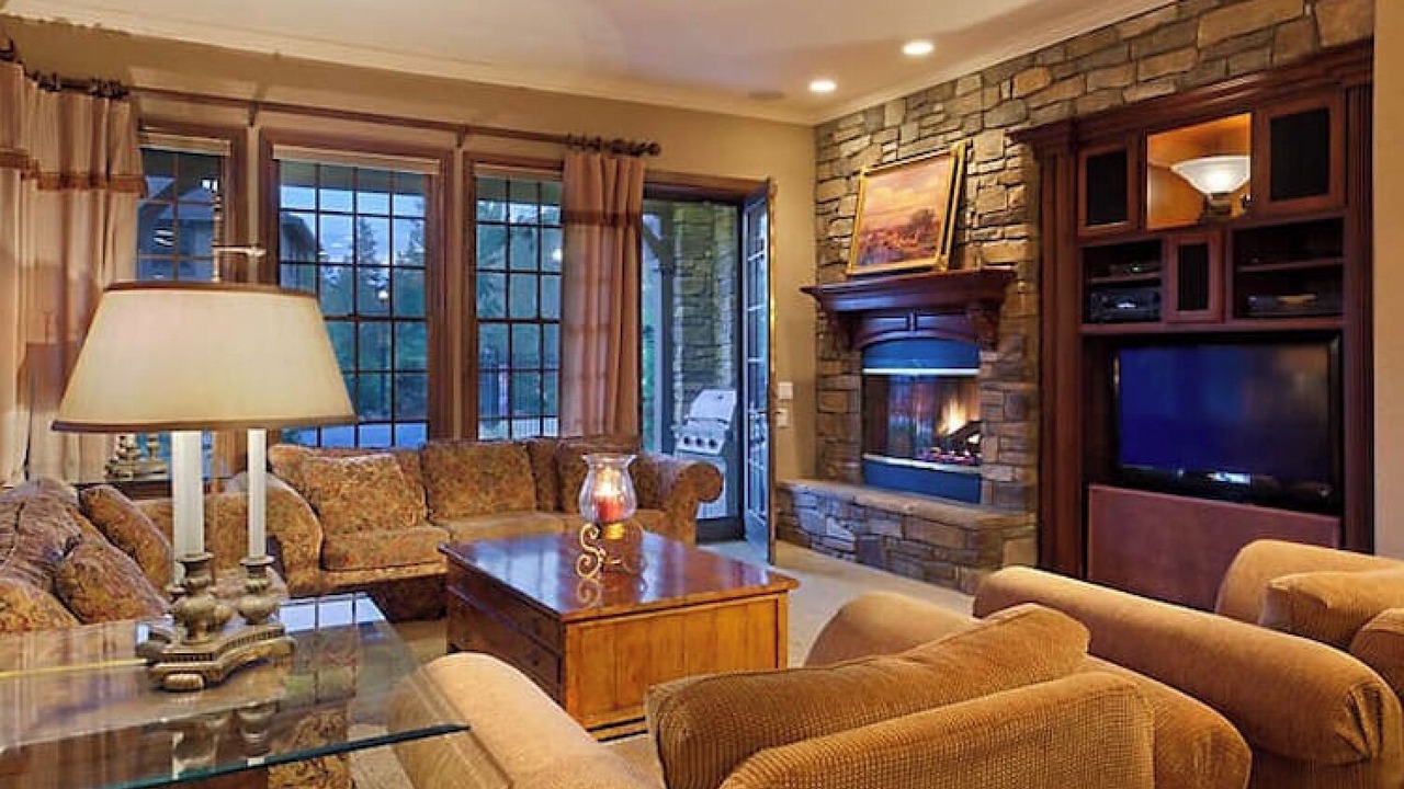 Photo of Livingroom in The Village