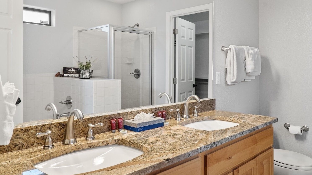 Photo of Bathroom in Park Forest Estates