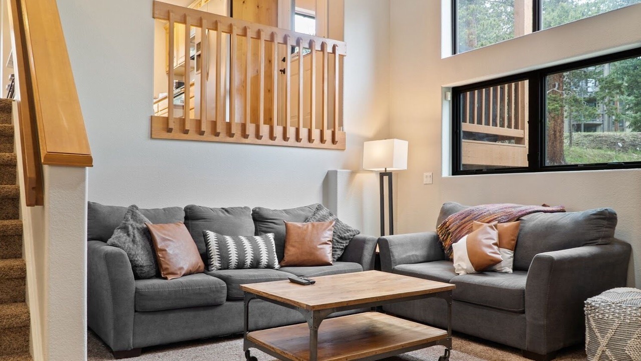Photo of Livingroom in Park Forest Estates