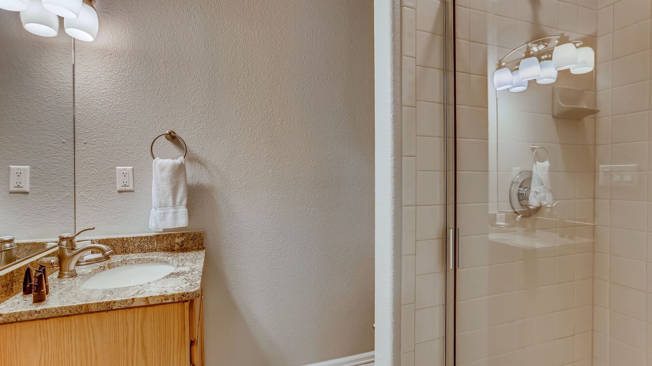 Photo of Bathroom in Park Forest Estates
