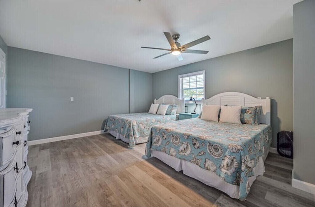Photo of Bedroom in Saint James City