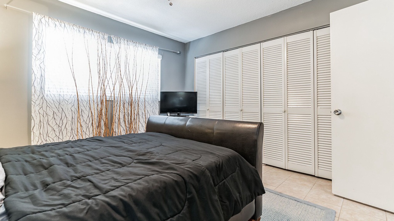 Photo of Bedroom in Sunset Beach