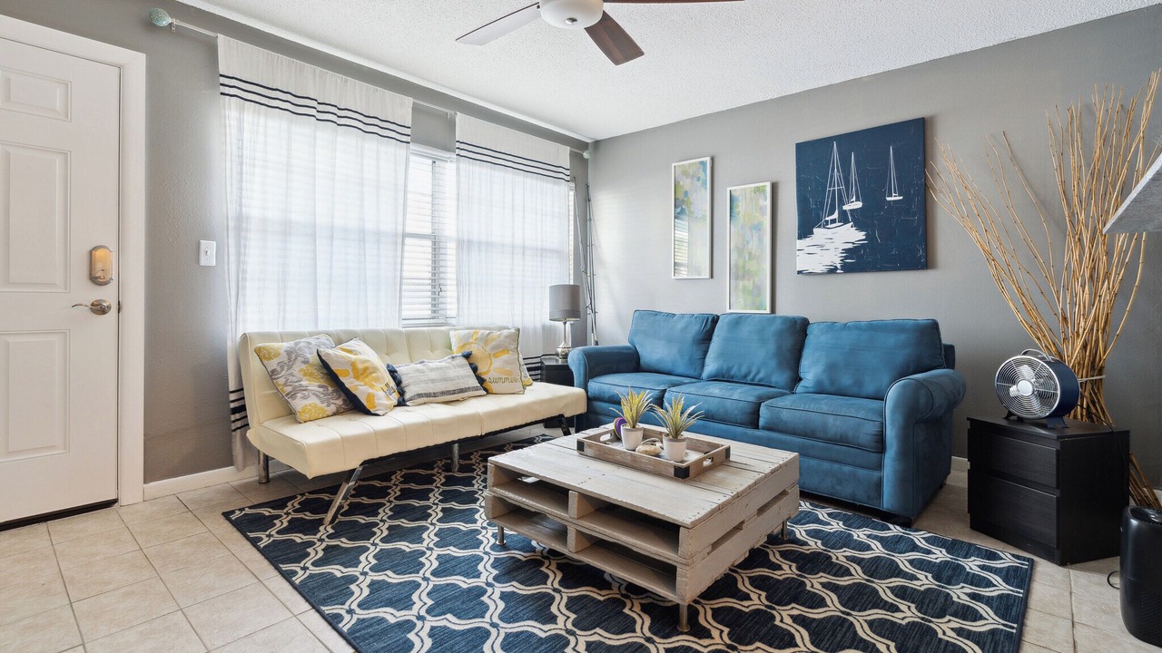 Photo of Livingroom in Sunset Beach