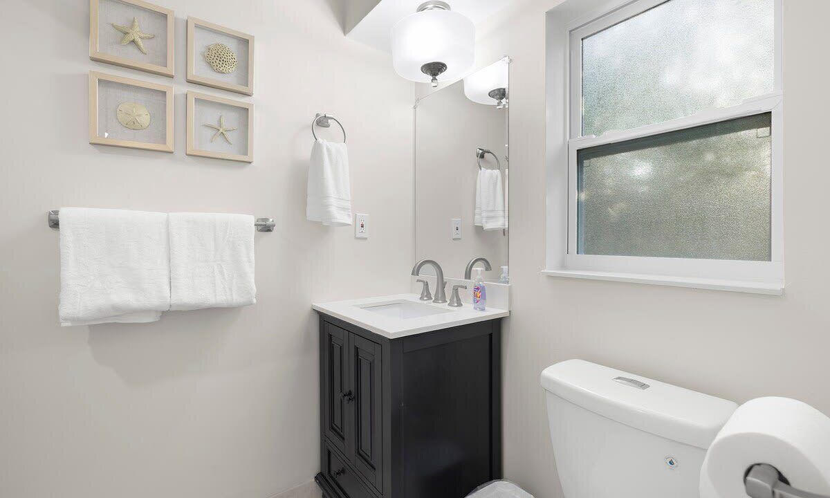 Photo of Bathroom in Harbor Bluffs