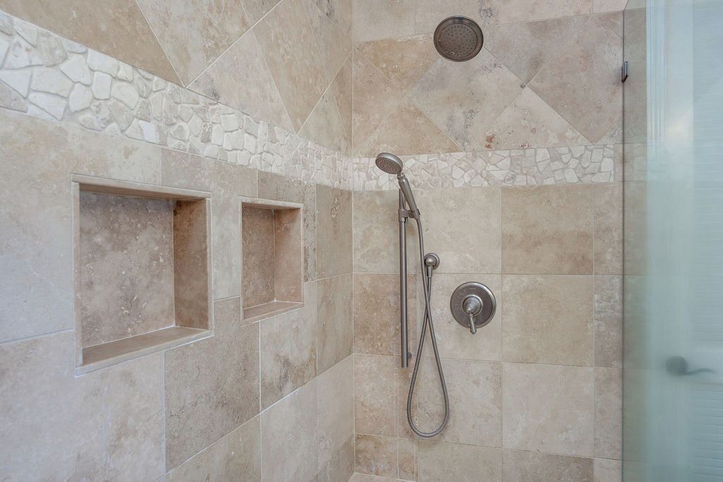 Photo of Bathroom in Waikoloa