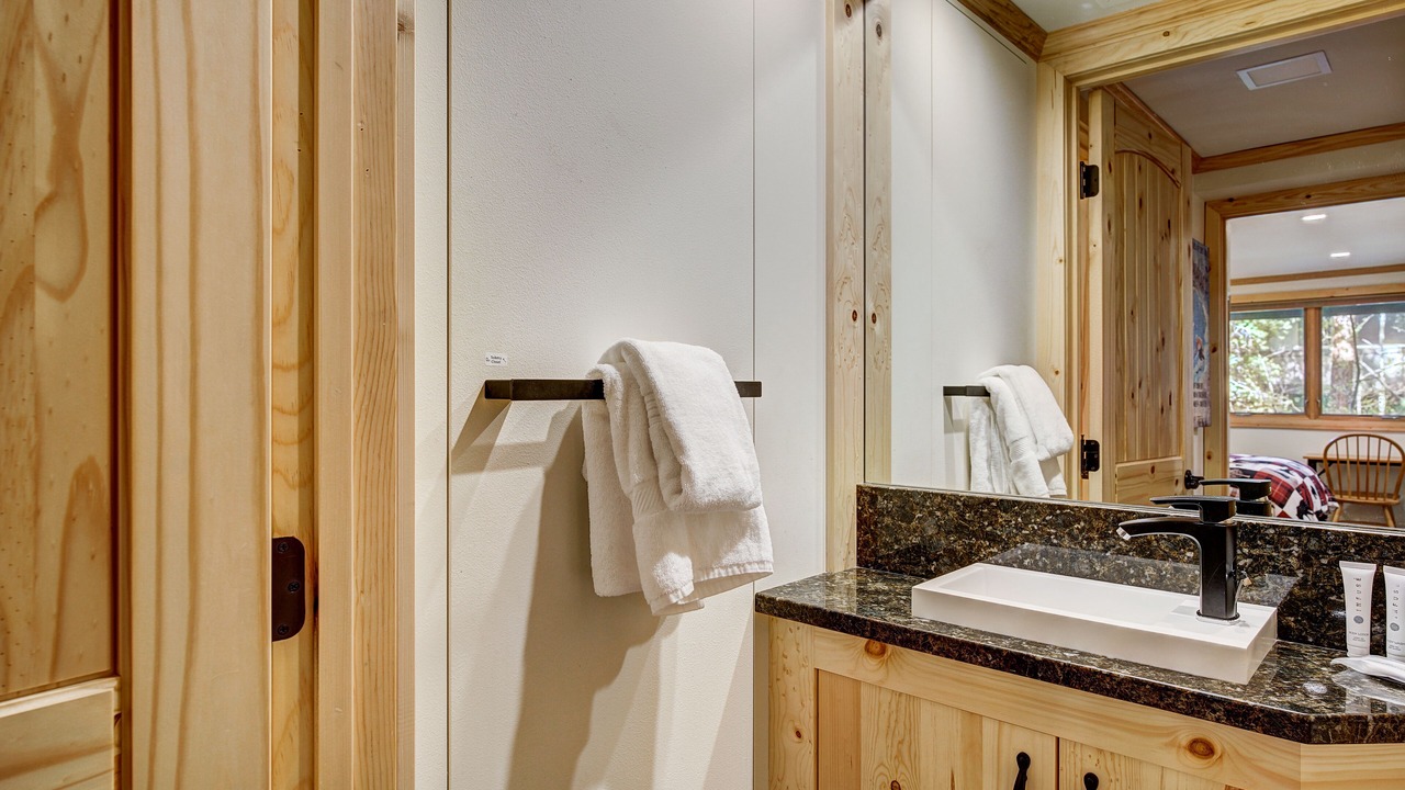 Photo of Bathroom in Warrior's Mark