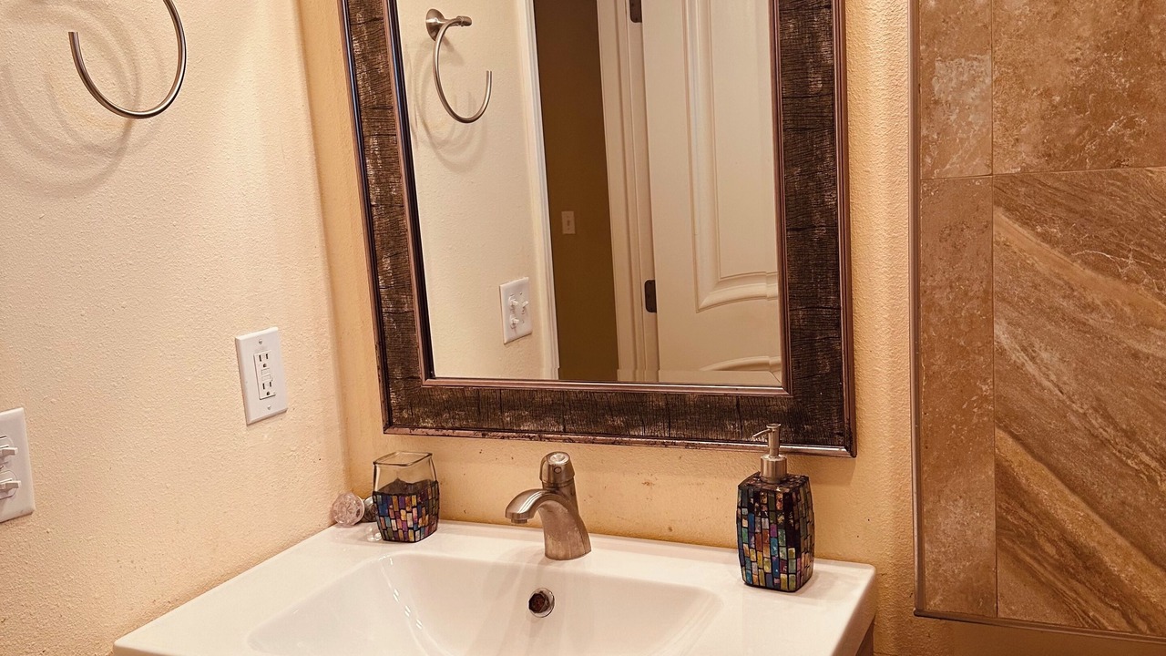 Photo of Bathroom in Gulf Gate Estates