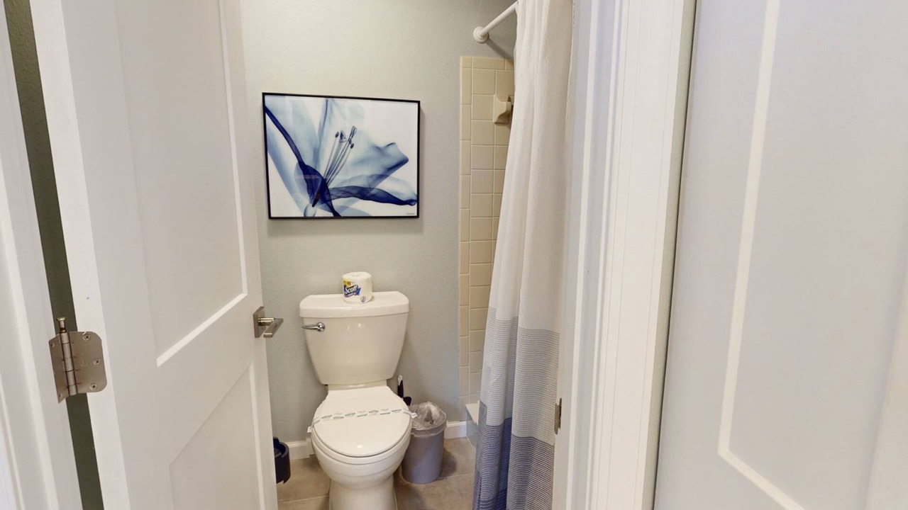 Photo of Bathroom in Capri Isle
