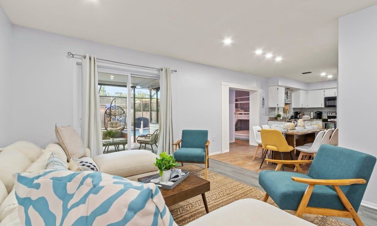 Photo of Livingroom in Pinellas Park