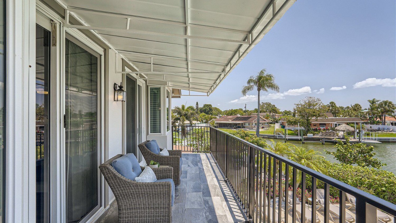 Photo of Patio Balcony in Harbor Hills