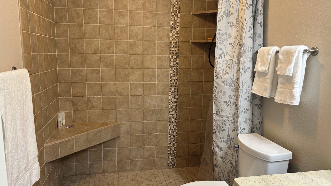 Photo of Bathroom in Waikoloa Village