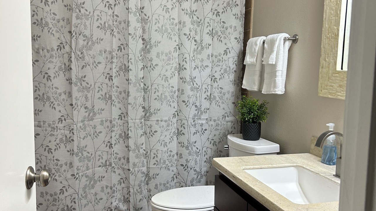 Photo of Bathroom in Waikoloa Village