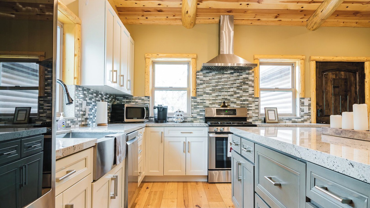 Photo of Kitchen in Big Bear Lake