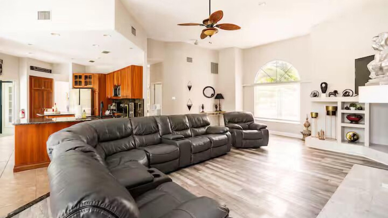 Photo of Livingroom in Ozona