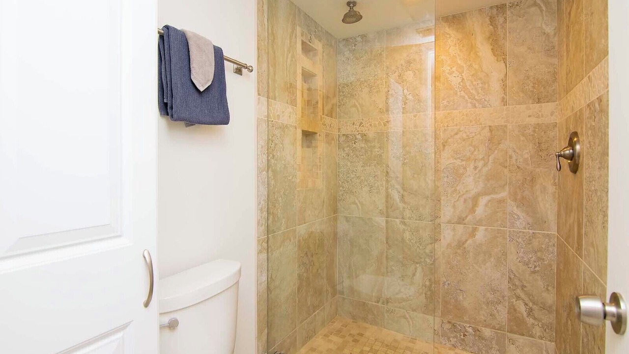 Photo of Bathroom in Wesley Chapel