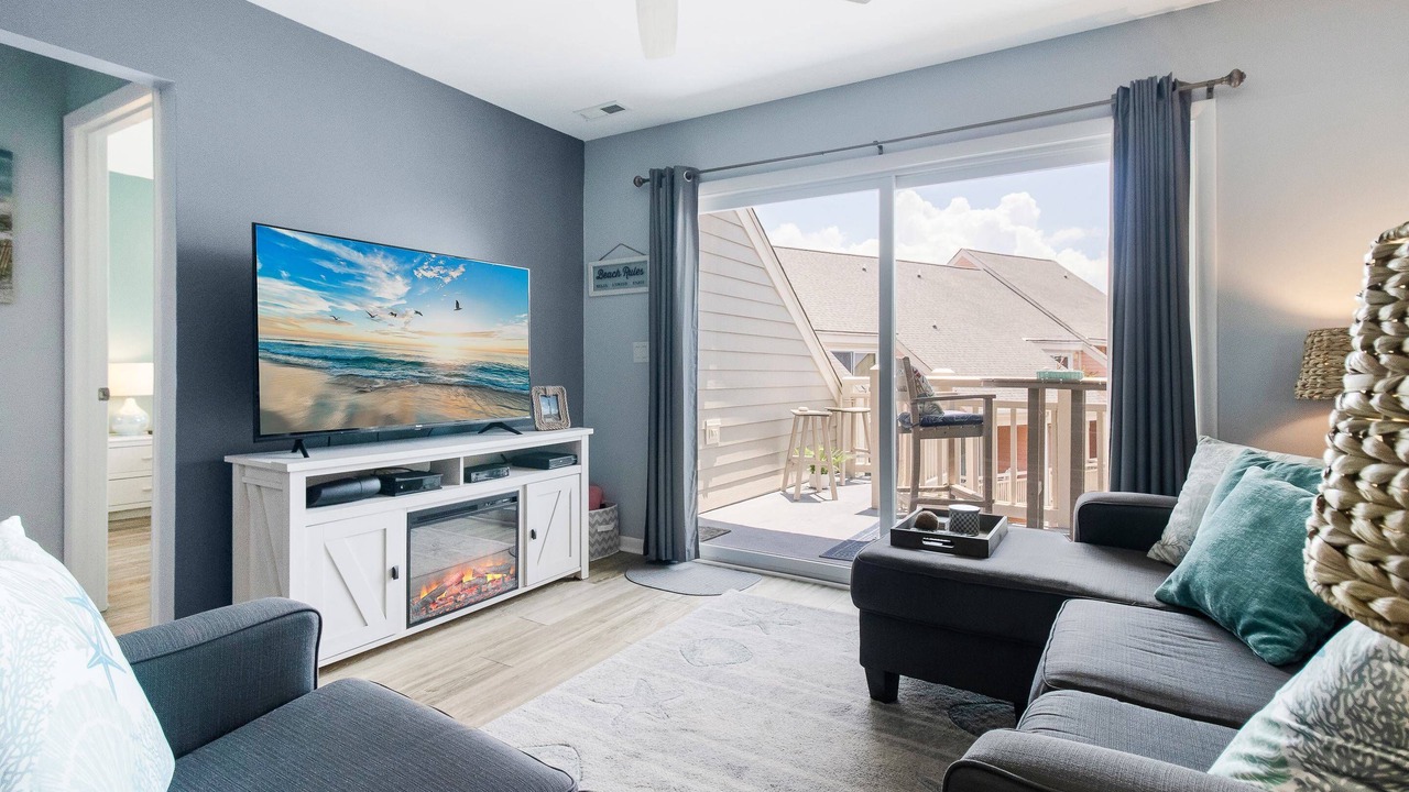 Photo of Livingroom in Caswell Beach